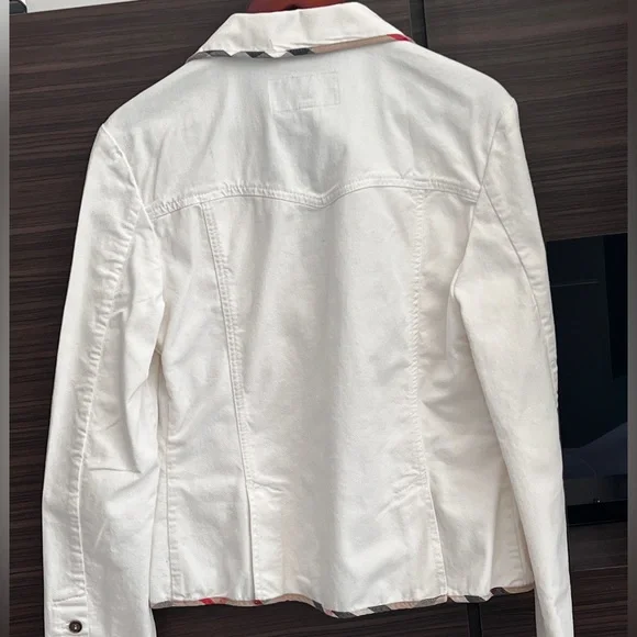 Burberry Jacket - Picture 5 of 9